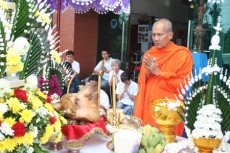 พิธีเททองหล่อพระนารายณ์ทรงฤทธิ์